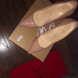 Christian Louboutin So Kate Nude